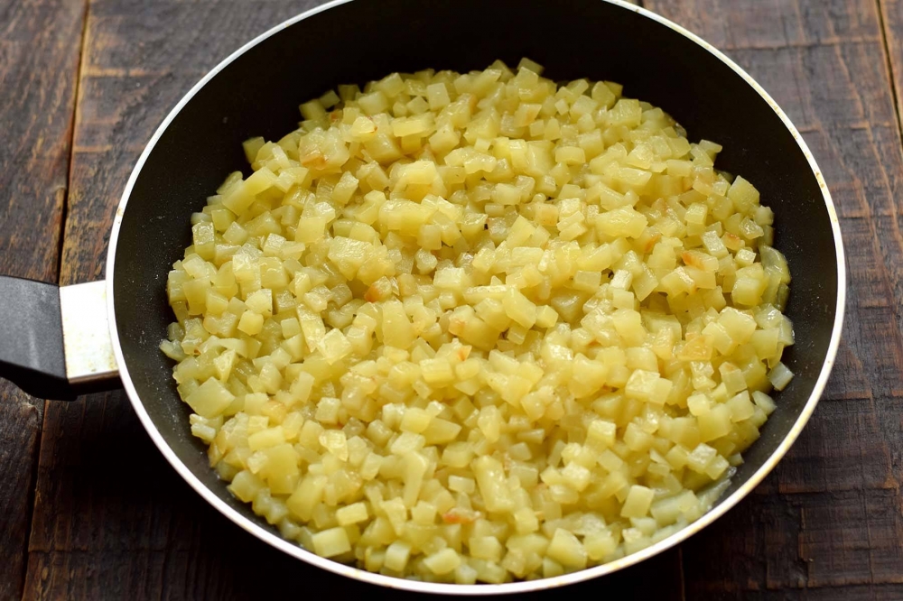 Рецепт из картофеля и фарша на сковороде