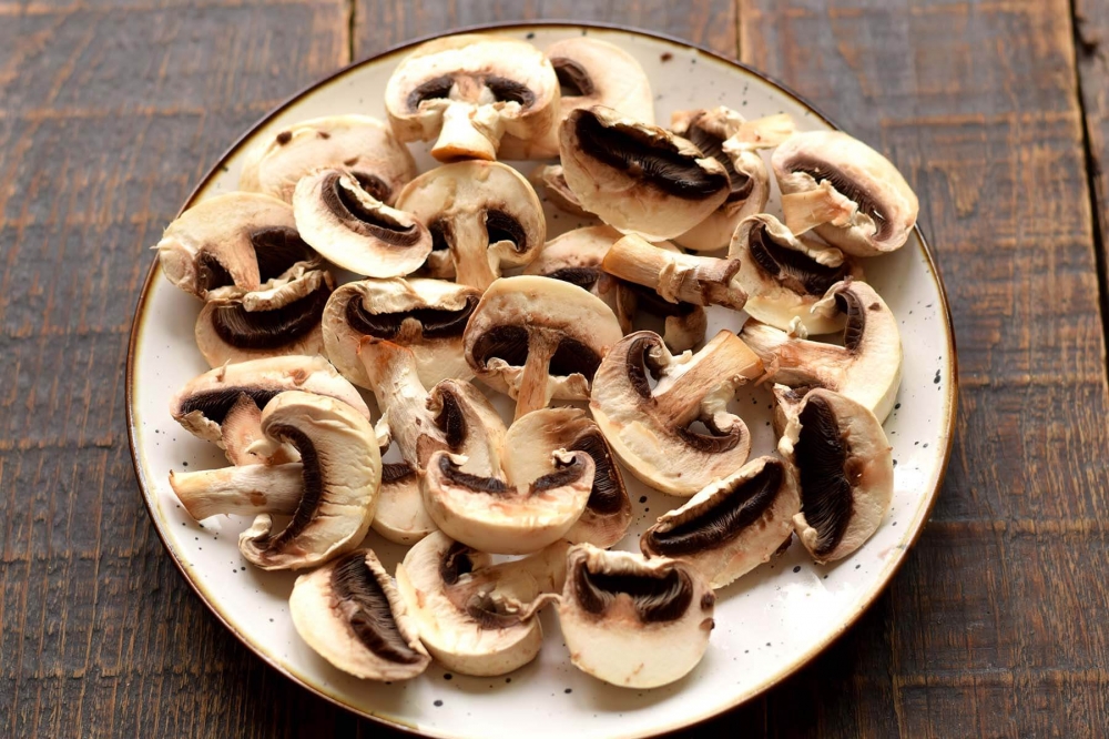 Кабачки с картофелем и грибами в духовке