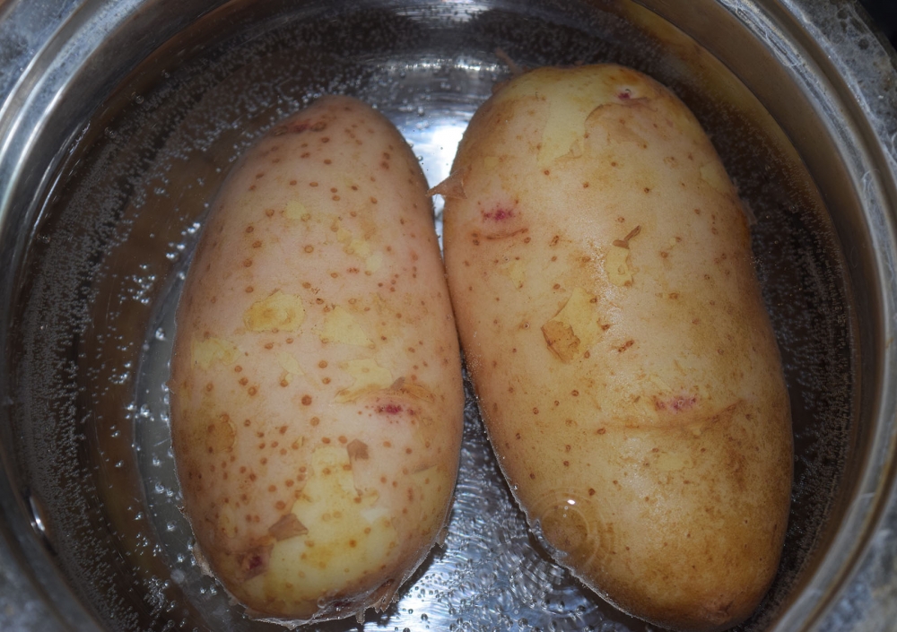 Пикантные картофельные лодочки
